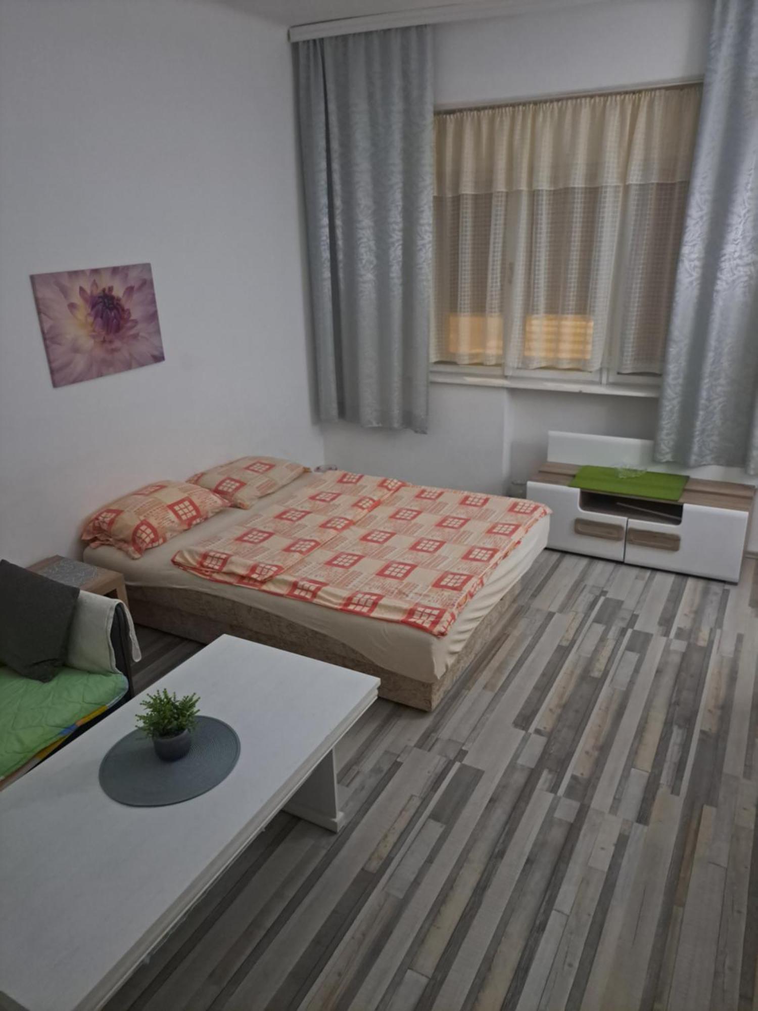 Apartment Capital Town Vk 14 Новий Сад Екстер'єр фото